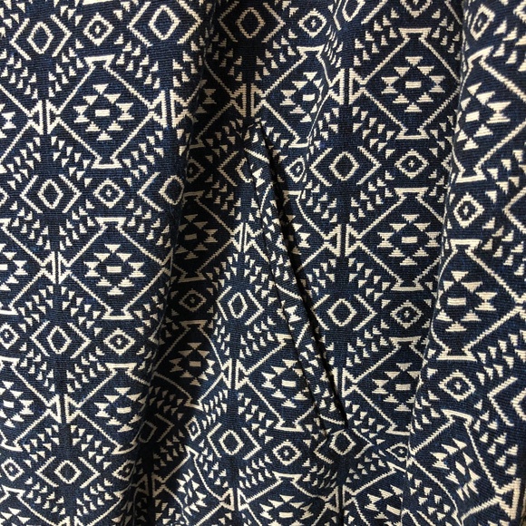NWT Old Navy blue & white geometric jacket - Picture 5 of 5